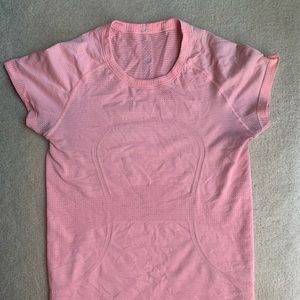 Lululemon shirt size 10